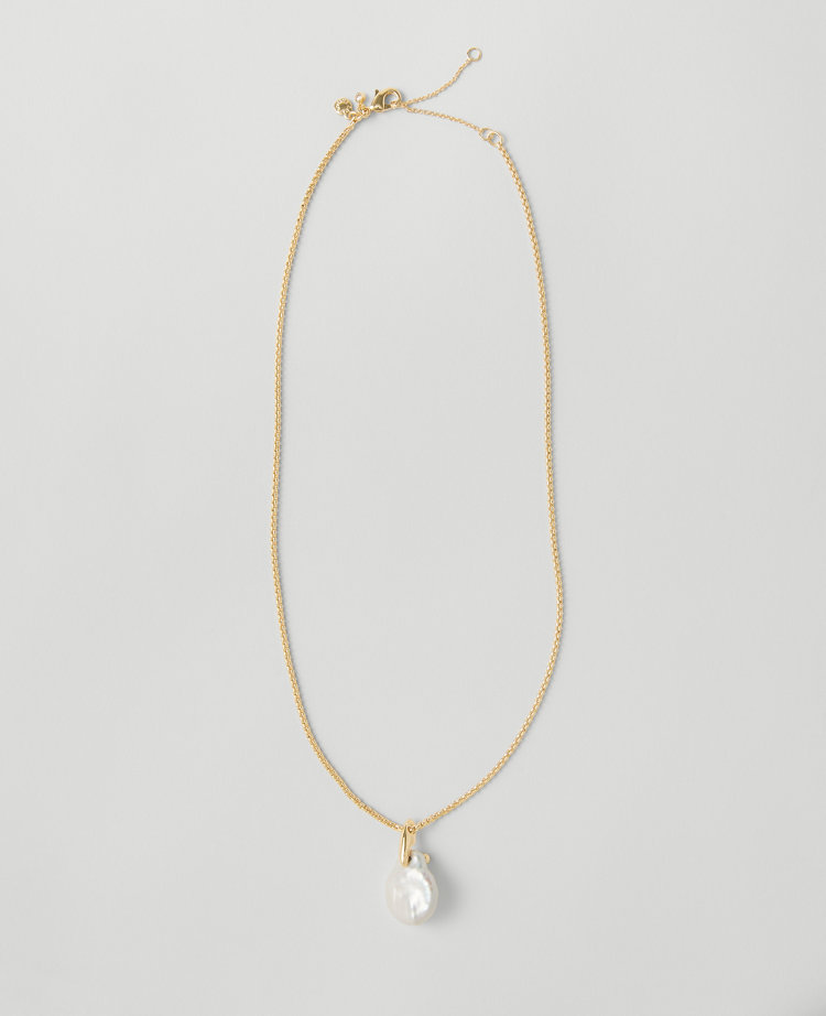 Freshwater Pearl Pendant Necklace