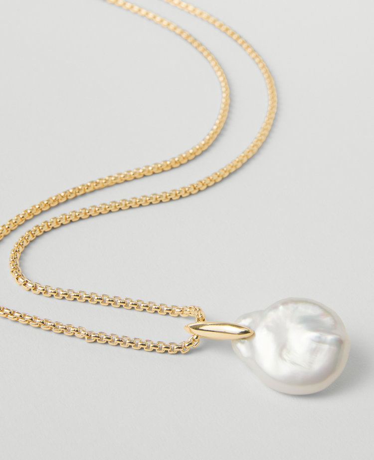 Freshwater Pearl Pendant Necklace